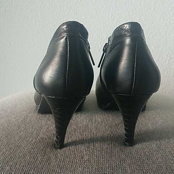 Black Booties With Alligator Print Trim - Picture 4 of 5